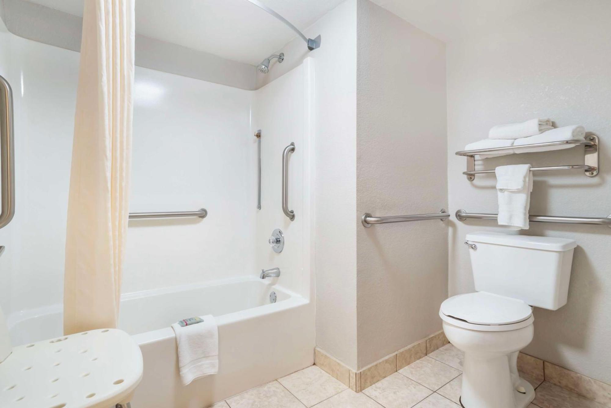 Best Western Andalusia Inn Zewnętrze zdjęcie